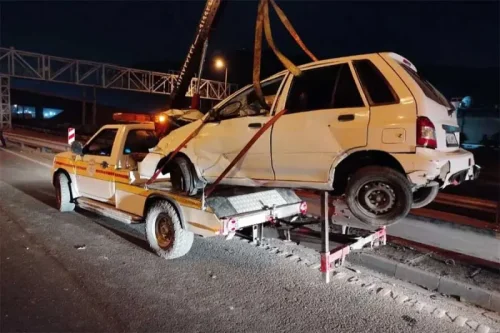 یدک کش حرفه ای برای جابجایی خودرو در تهران