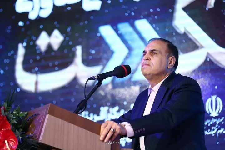 نقش رهبر شهید در افزایش سهم جهانی ایران در فناوری نانو